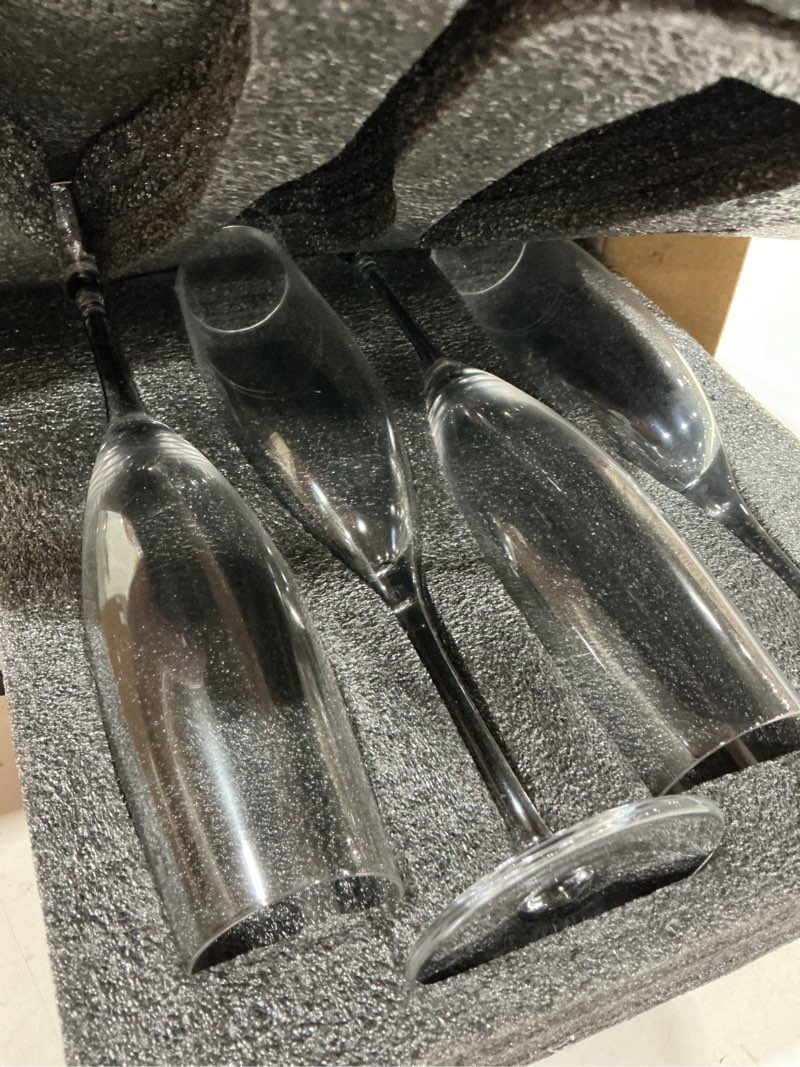 Condition photo showing Good Condition for jbho champagne glasses-elegant flutes-gift-box-hand blown champagne flutes glass-100% lead-free premium crystal - gift idea for wedding, anniversary, christmas,new year-set of 4-8oz, clear champagne glasses 4 count (pack of 1)