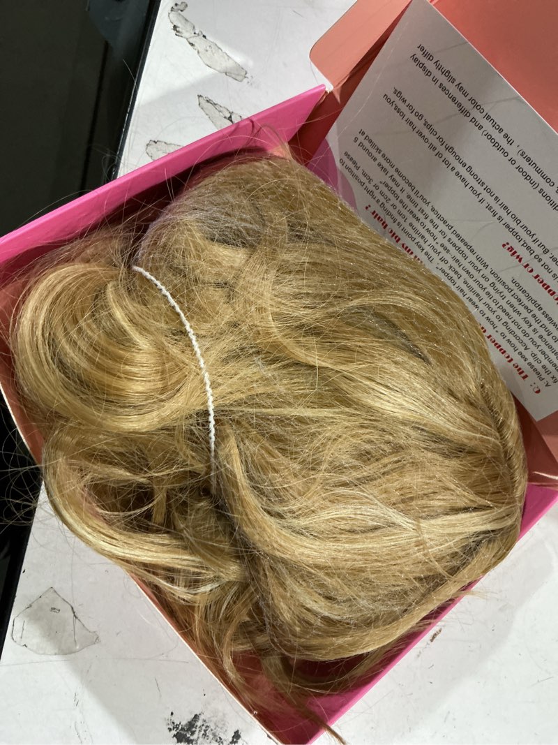 Condition photo showing Good Condition for wavy hair toppers for women - 20" with bangs, 6.5"x6.5" base, adds volume to thinning hair blonde with dark root