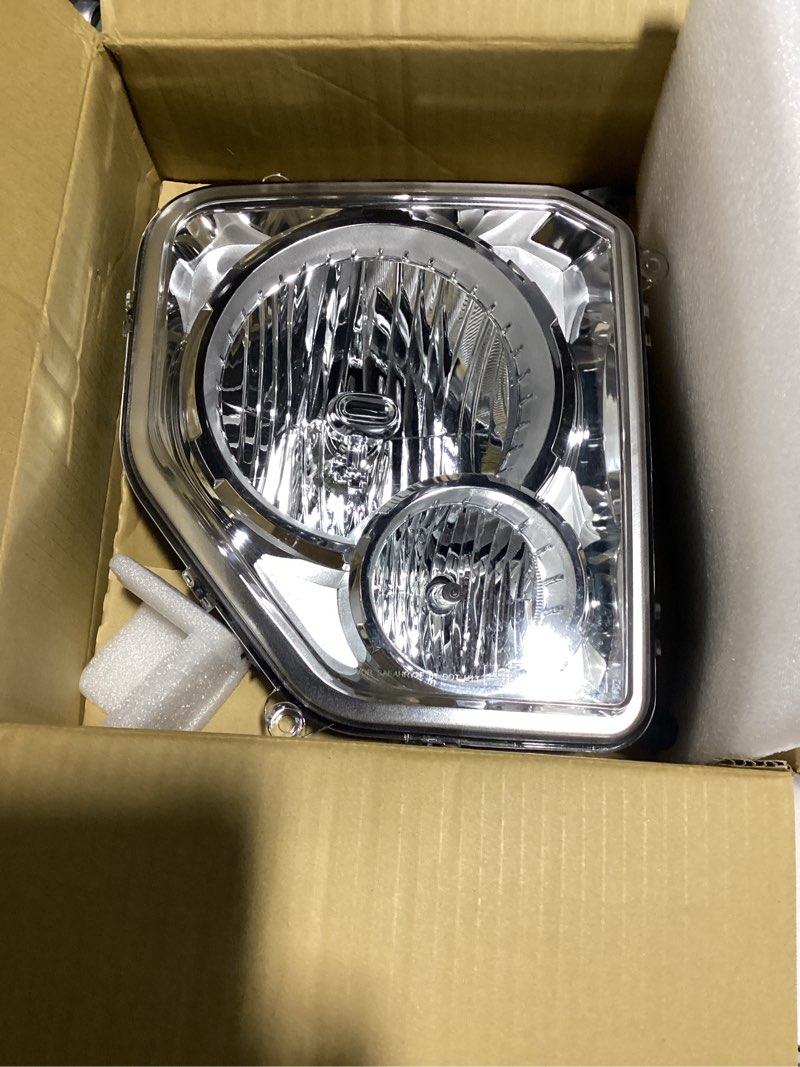 Condition photo showing Good Condition for Garage-Pro Passenger Side Headlight for Jeep Liberty 2008-2012 Halogen with bulb(s) with Fog Light, Chrome Bezel Replaces # 55157338AE JCWARBJ100101GP