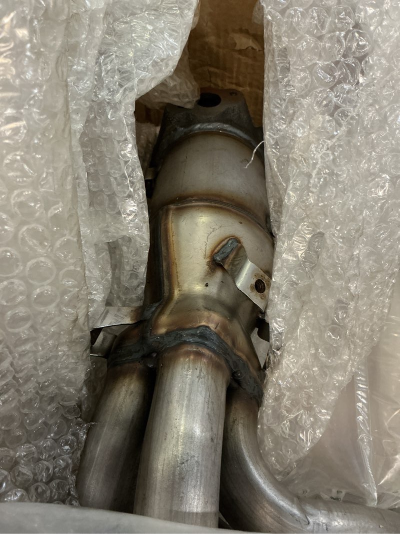Condition photo showing Good Condition for catalytic converter compatible with toyota rav4 2004 2005 2.4l,scion tc 2005 2006 l4 2.4l (epa compliant) 04-05 rav4 2.4l