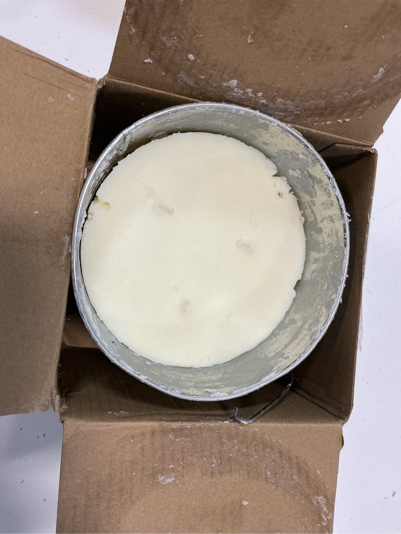 Condition photo showing As Is for citronella candles outdoor, large 25oz citronella candle for patio, 3-wick soy wax natural candle with up to 65 hours of burning time, summer outdoor candles perfect for yards, gardens and camping 1 pack 25oz