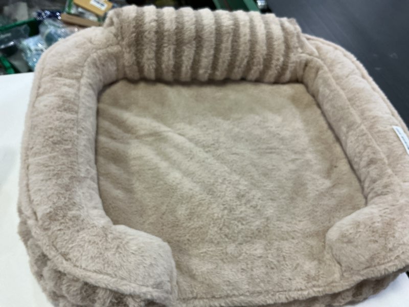Condition photo showing As Is for LE SURE Cute Dog Bed Medium Size Dog, Orthopedic Waterproof Medium Pet Beds with Sides, High Back Non-Slip Bottom and Egg-Crate Foam Pet Couch Sofa with Washable Removable Cover, Hazel 28.0"L x 23.0"W x 6.5"Th Hazel