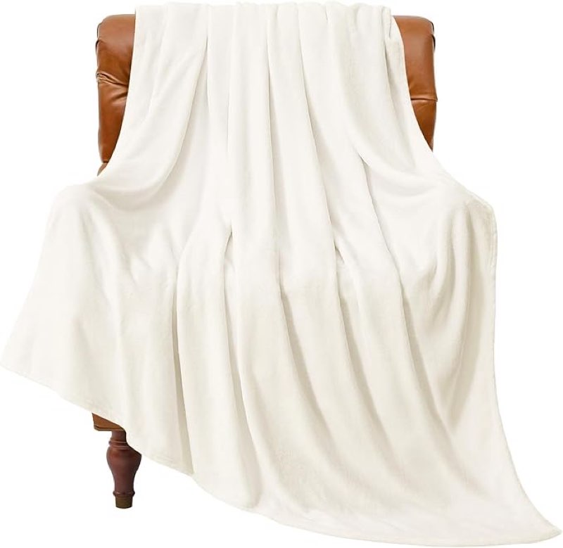 BEDELITE Fleece Blanket Cream Throw Blankets for Couch & Bed, Luxury Plush Cozy Fuzzy Blanket 50" x 60", Super Soft Warm Lightweight Throw Blanket for Travel Camping