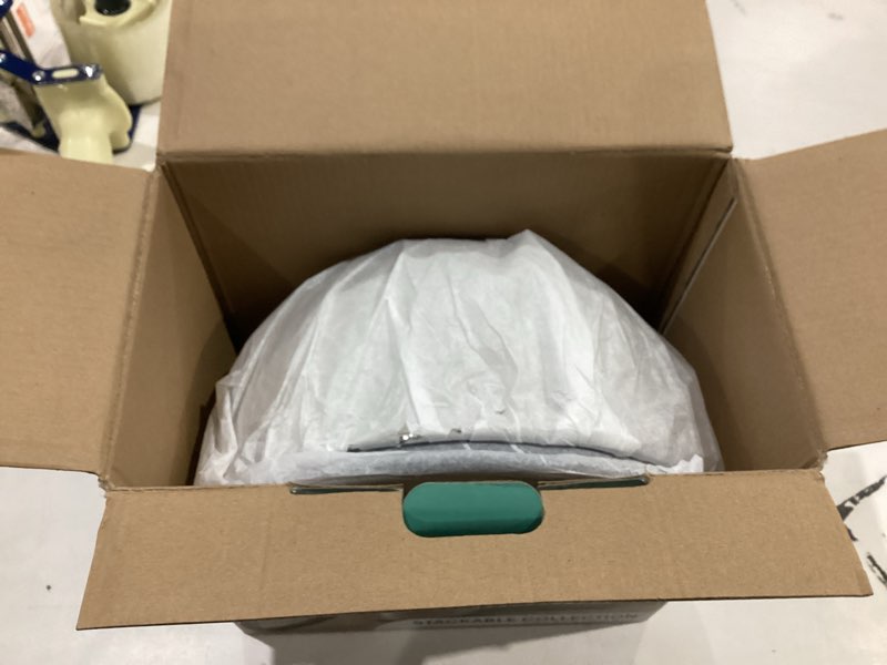 Condition photo showing Good Condition for Premium Quality/Heavier Gauge Metal Mixing Bowls Stainless Steel Mixing Bowls with Lids Set 3-Piece Dishwasher-Safe Clear Glass Lids, No Plastics