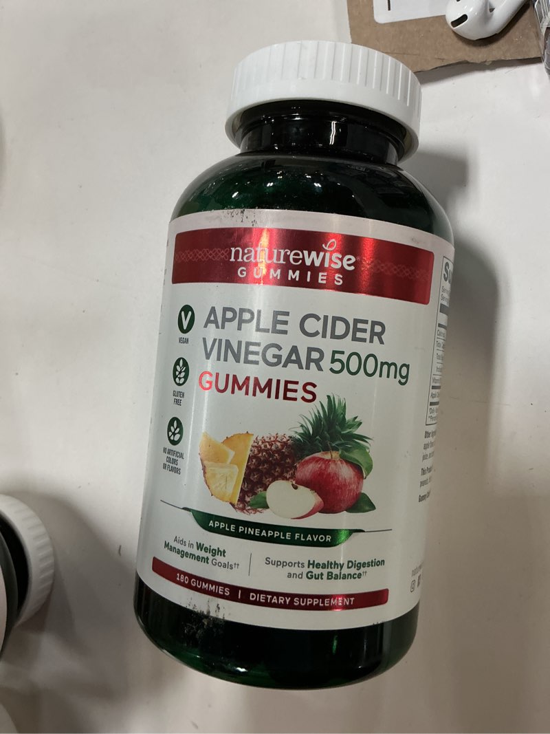 Condition photo showing New/Like New for NatureWise Apple Cider Vinegar Gummies - 1000mg ACV per 2 + Vitamin B12 - Pectin Based Vegan, Gluten-Free, Non-GMO - 180 Count[90-Day Supply for 1000mg or 6-Month Supply for 500mg]