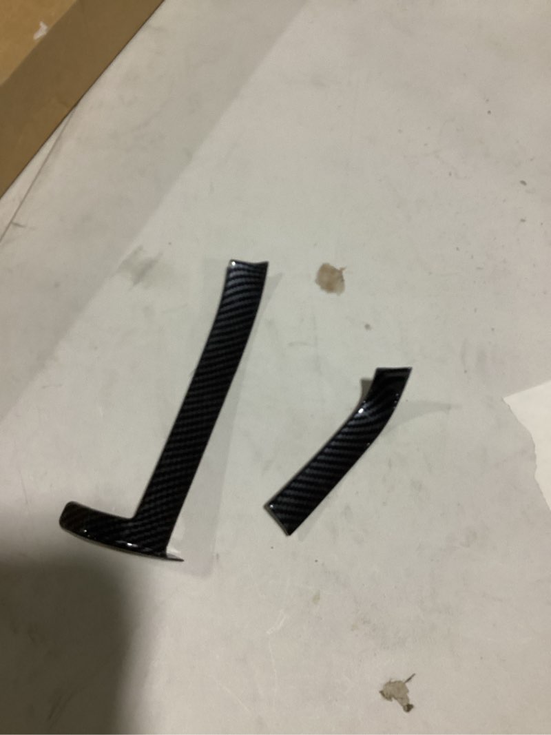 Condition photo showing As Is for center consoles a/c outlet frame trim compatible with h-yundai tucson/santa cruz 2022-2024, abs dashboard air vent decor cover accessories carbon fiber pattern