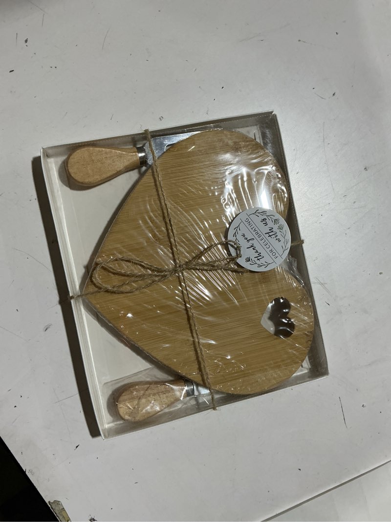 Condition photo showing Good Condition for Patelai 50 Set Bridal Baby Shower Favor Heart Cheese Board with Knife, Wood Mini Charcuterie Board Thank You Gift Box for Guest Bridal Baby Shower Prize Wedding Valentines Birthday (Bamboo Color) Bamboo Color 50