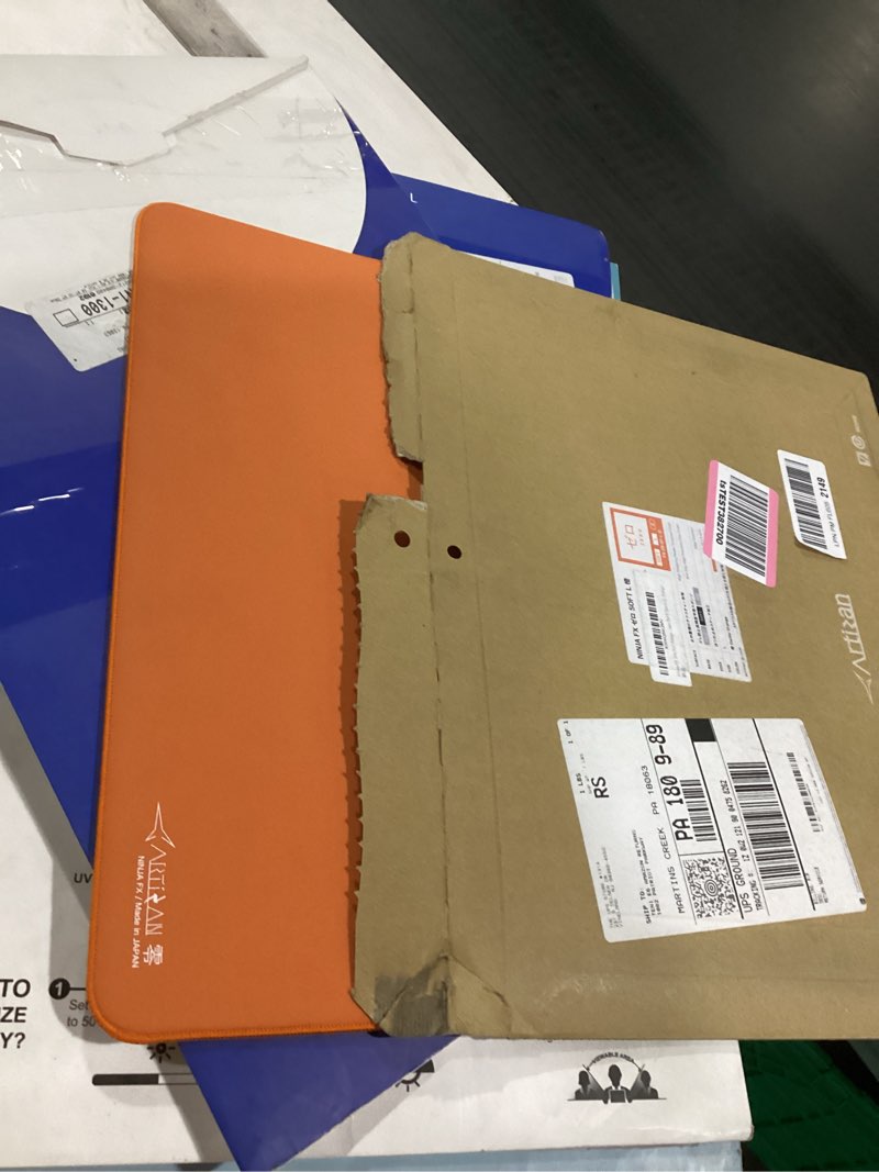 Condition photo showing New/Like New for Artisan FX Zero Soft Orange Gaming Mouse Pad E-Sports (L, Orange) 8.3L x 9.5W inches Daidai Orange