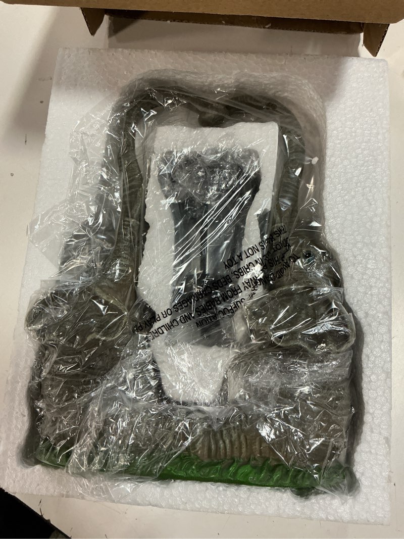 Condition photo showing Good Condition for Untitled Item