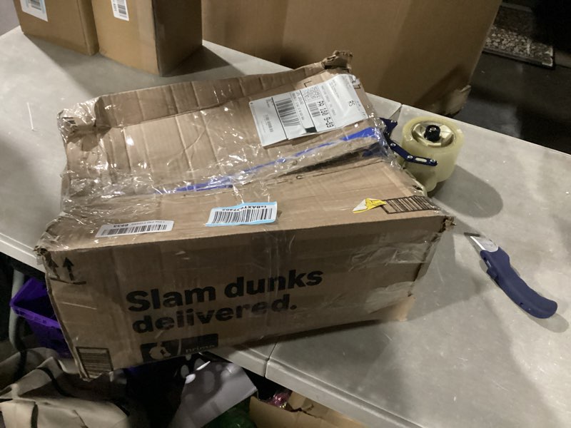 Condition photo showing Good Condition for NutriChef Cast Iron Reversible Griddle 18x10 Inch – Pre-Seasoned Flat Top & Ridged Grill Side, Stove Top Griddle for Gas Grill, Outdoor & Indoor Cooking 18" x 10" x 0.6" Black