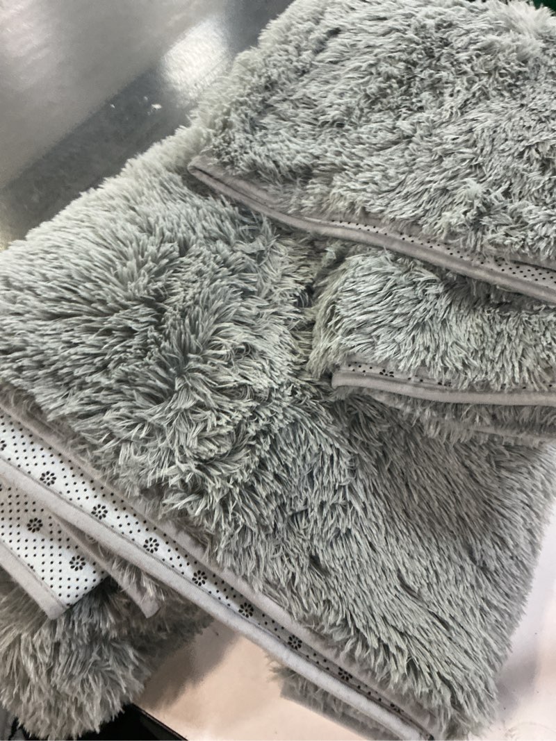 Condition photo showing Good Condition for Super Soft Shaggy Rugs Fluffy Carpets, Tie-Dye Rugs for Living Room Bedroom Girls Kids Room Nursery Home Decor,Non-Slip Machine Washable Carpet size-5x7