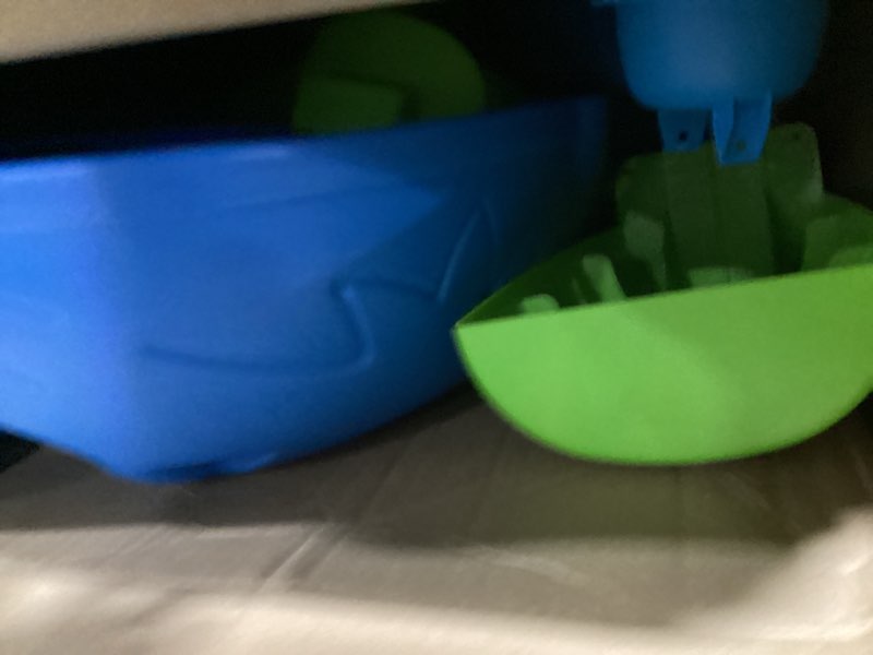 Condition photo showing Good Condition for step2 rain showers splash pond water table, kids water and sand activity sensory playset, summer outdoor toys, 13 piece water toy accessories, for toddlers 1.5+ years old, blue & green