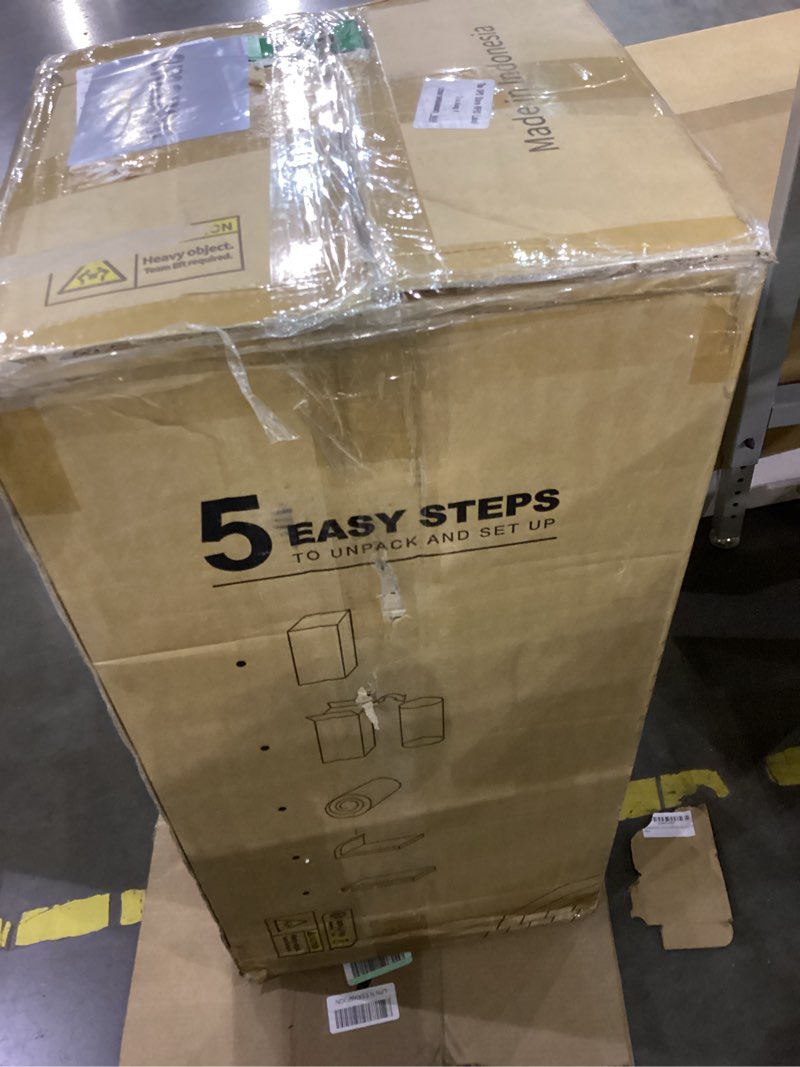 Condition photo showing As Is for  Loset organizer