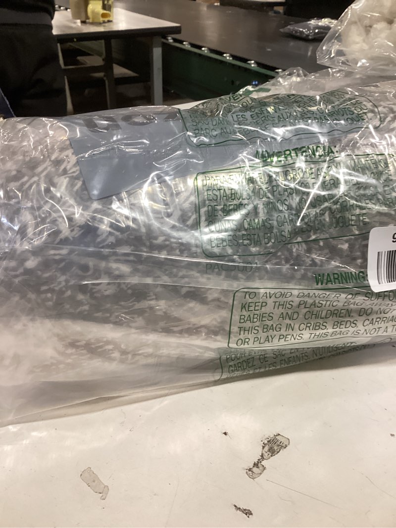 Condition photo showing New/Like New for OLANLY Bathroom Rugs Mat 47x32, Extra Soft Absorbent Microfiber Bath Rugs, Rubber Backing, Quick Dry, Machine Washable Bath Mats for Bathroom Floor, Tub and Shower, Home Decor Accessories, Grey 47" x 32" Grey