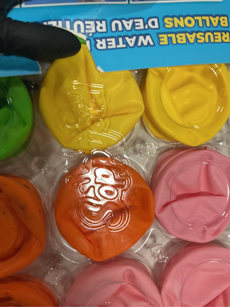 Condition photo showing As Is for 12pcs reusable water balloons, pool beach water toys for boys and girls, outdoor summer toys for kids ages 3-12 12 pcs