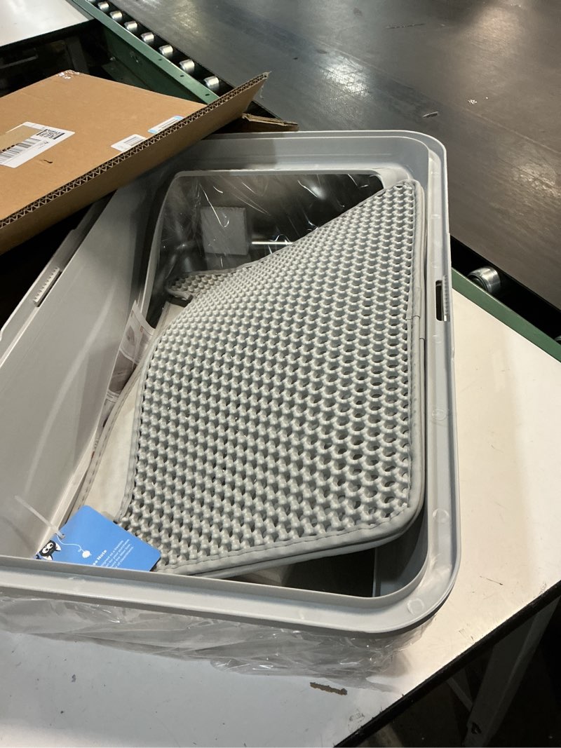 Condition photo showing New/Like New for Stainless Steel Litter Box | XL Enclosed Cat Litter Boxes with Lid for Big Cats | High Sided, Anti-Urine Leakage | Non-Stick Bottom & Includes Litter Mat & Metal Scoop