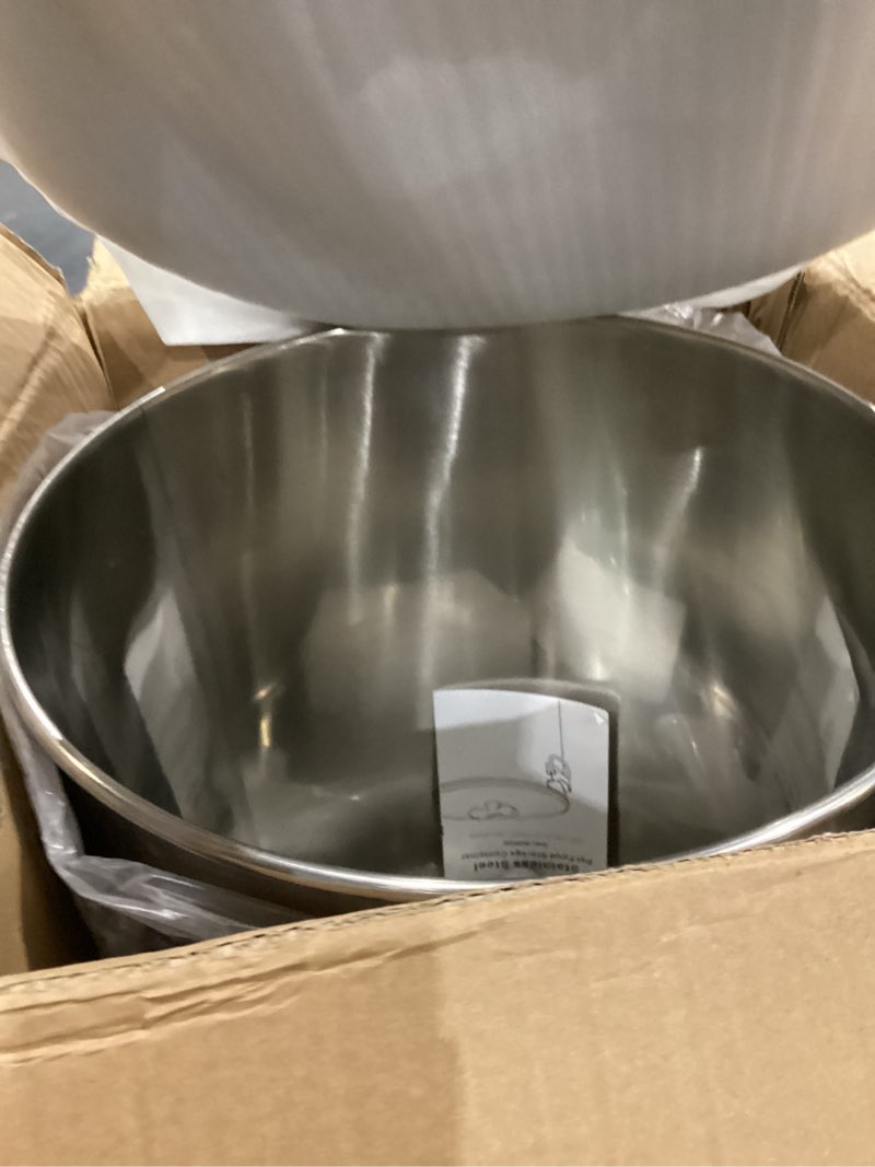 Condition photo showing Good Condition for paw libero 25 lbs stainless steel dog food storage container with airtight wooden lid & ceramic bone handle, large metal dog food bin for dogs & cats, keep fresh, easy to clean 25 lbs - 1pk