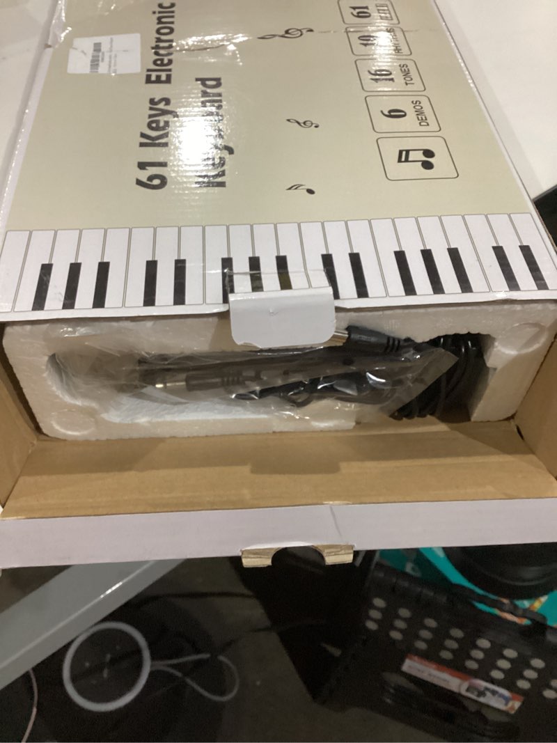 Condition photo showing Good Condition for 61 key piano keyboard - Electric Keyboard Piano with Microphone, Music Stand, Built-In Speakers - Portable Digital Piano for Beginners, Ideal Gift & Learning
