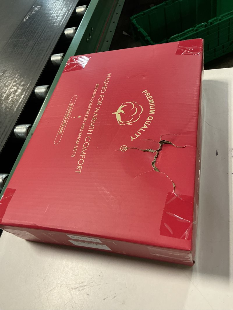 Condition photo showing New/Like New for COTTEBED Christmas Tree Comforter Sets Twin/Twin XL Size, Soft Polycotton Reindeer Elks Bedding Down Alternative Comforters for Kids Children Boys Girls Teen College Dorm Signal Bed Christmas Tree Twin/Twin XL(Comforter Set)