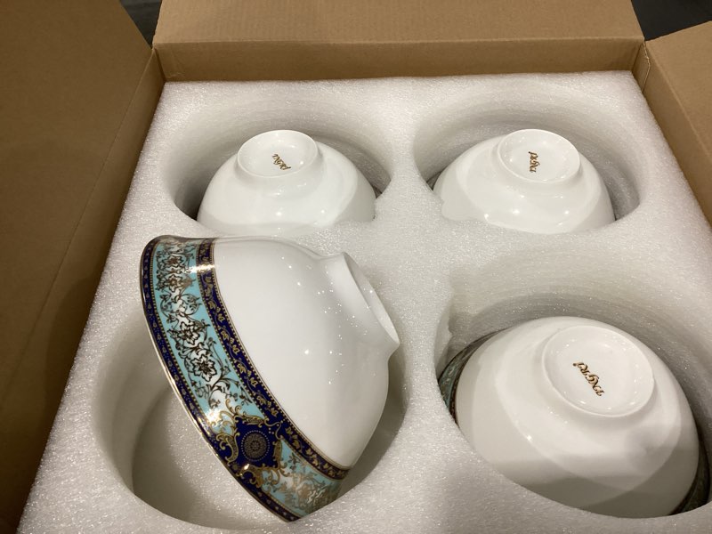 LE POTOCIO Fine Bone China Dinnerware Set for 4, 12-Piece Blue and White Porcelain Dinnerware Set (B