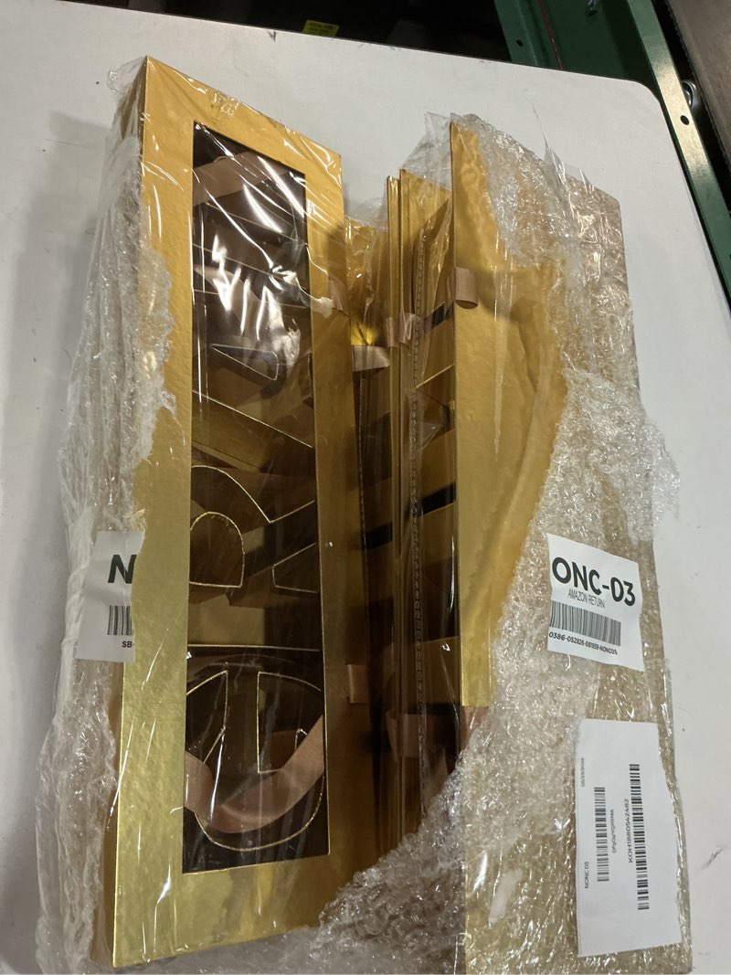Condition photo showing Good Condition for weekgrat 3 pack graduation flower gift box, 18.11 x 5.51 x 2.05 inches fillable floral present boxes with grad letters 2026, empty flower bag for graduation party favors(gold)