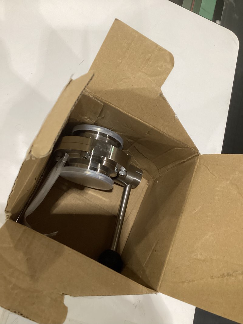 Condition photo showing Good Condition for beduan sanitary butterfly tri clamp valve with silicone gasket sus304 2 inch tri clamp clover type (2" tube od)