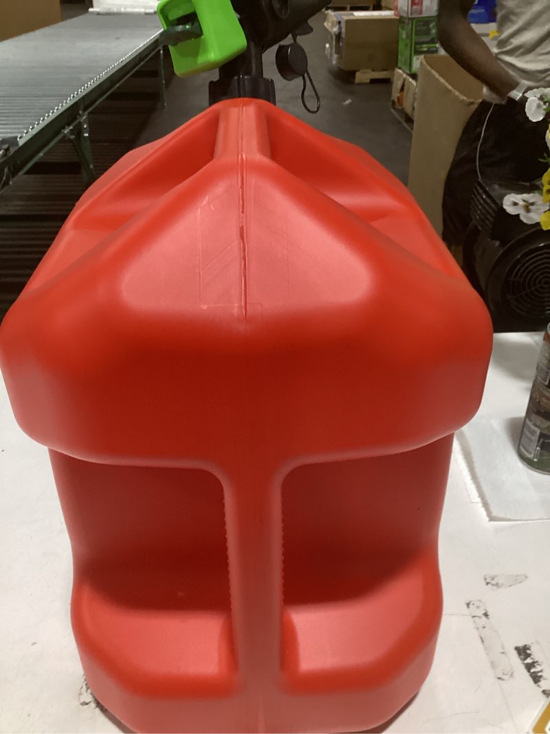 Condition photo showing Good Condition for scepter 5 gallon capacity smart control dual handle gas can, fscg571eoc, red fuel container