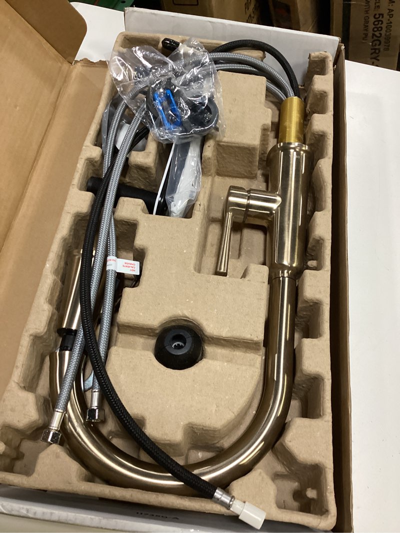 Condition photo showing Good Condition for delta finnridge brushed gold kitchen faucet with pull down sprayer, high pressure proclean spray modern single hole kitchen sink faucet, champagne bronze 19730lf-cz