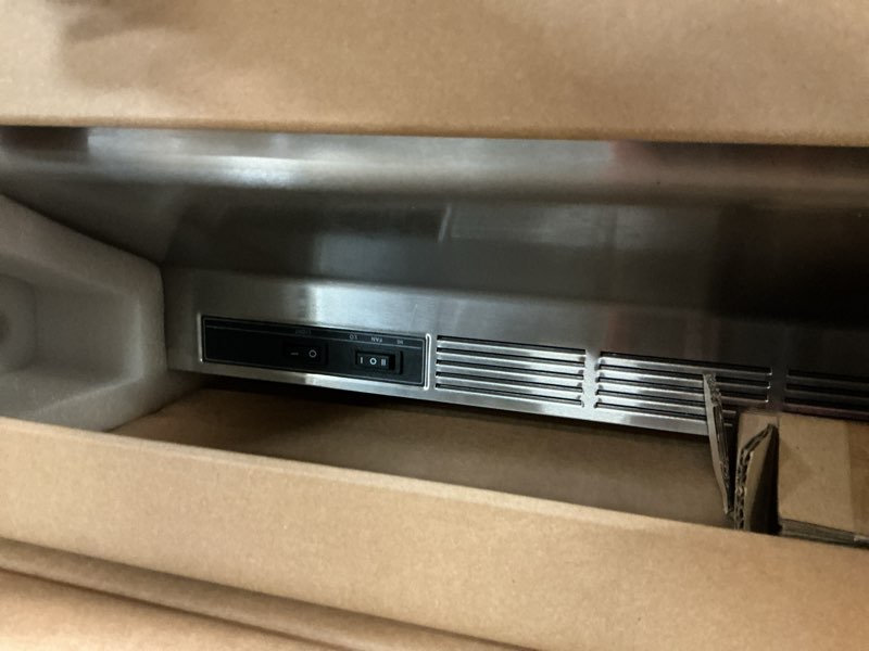 Condition photo showing Good Condition for winflo 30in ductless stainless steel undercabinet range hood