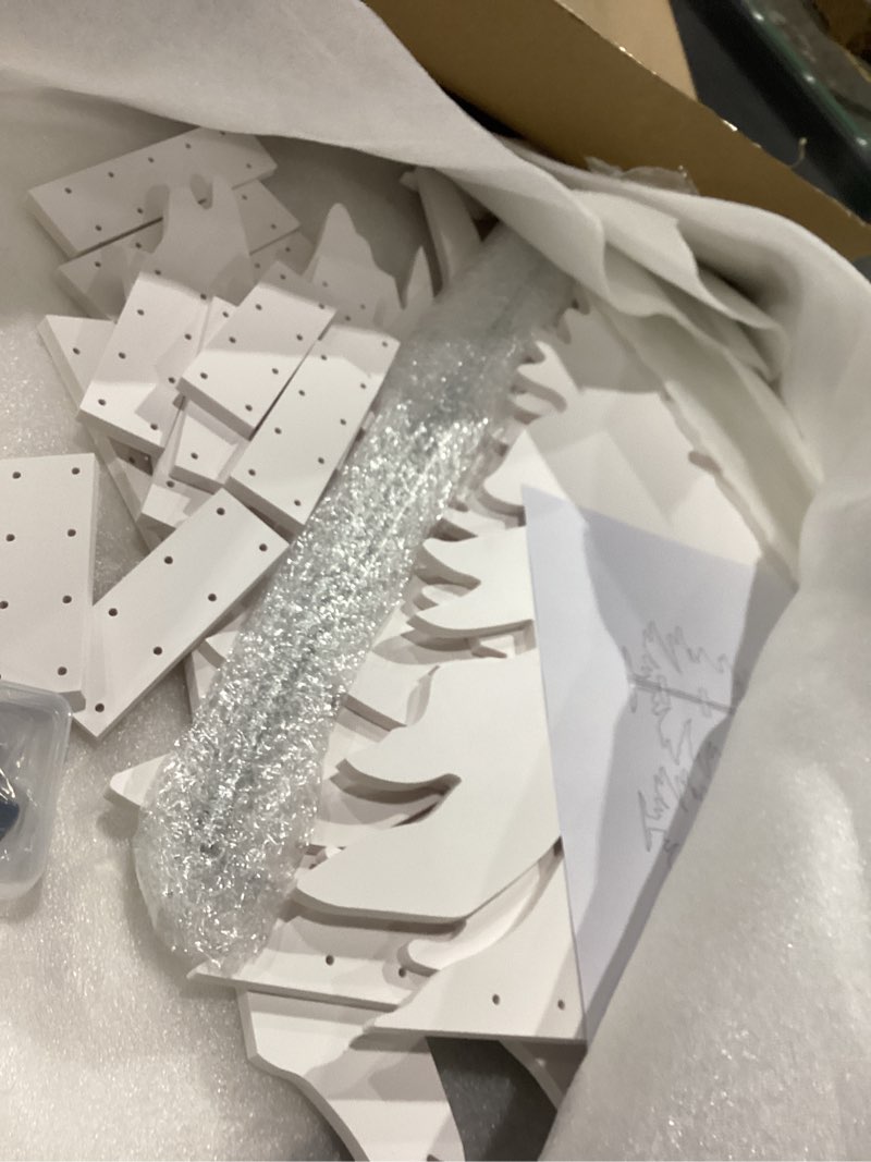 Condition photo showing Good Condition for 3-Piece Christmas Tree Silhouette Set 47 Inch Christmas Tree Yard Decoration Outdoor Weather-Resistant PVC Xmas Outside Decor for Lawn Garden Pathway Display with 6 Ground Stakes