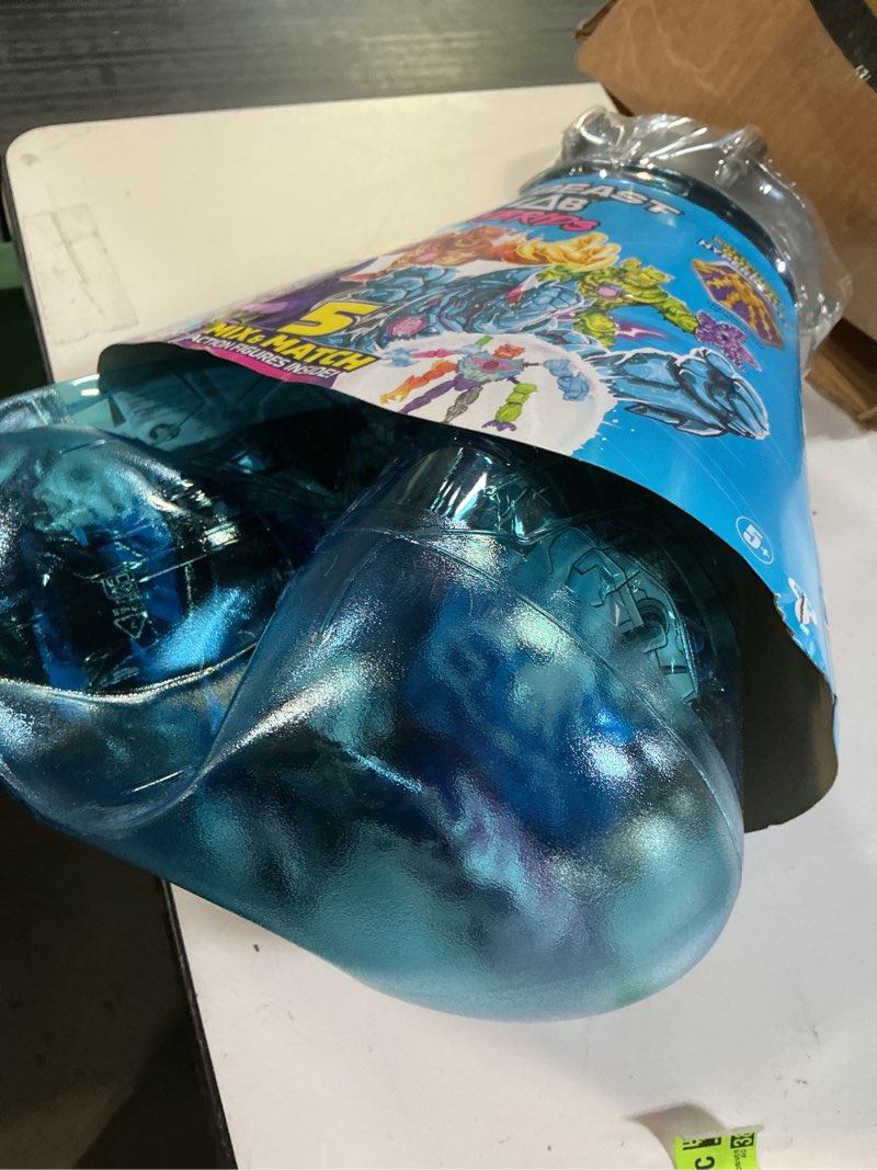 Condition photo showing As Is for MRBEAST LAB Hybrids Mega Pack, Reveal Different Beast Parts to Create 5 Mix & Match Action Figures, Including a Mega Torso Panther Experiment to Reveal Their Real Colors, Collect 30+ Beasts 5 Pack