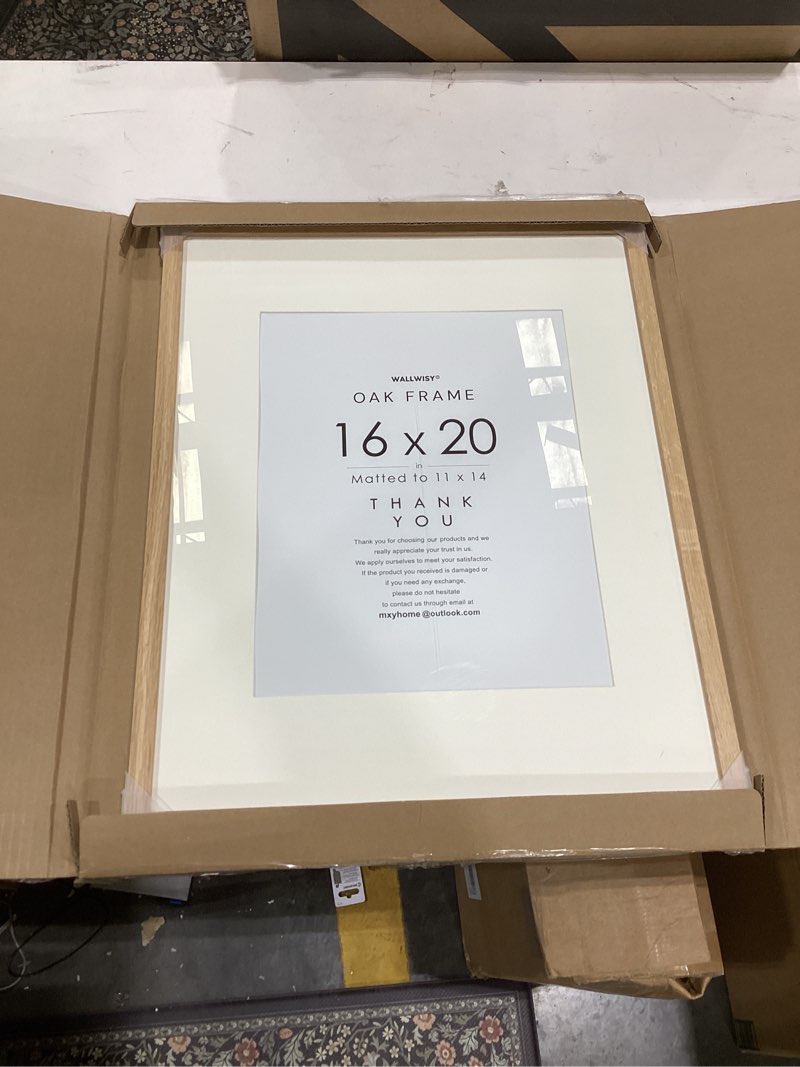 Condition photo showing Good Condition for 16x20 Picture Frame, Solid Oak 16x20 Picture Frame with Mat, 20x16 Natural Wood Frame for Wall Art Photo, Set of 1 16x20 in - 1P Natural Oak