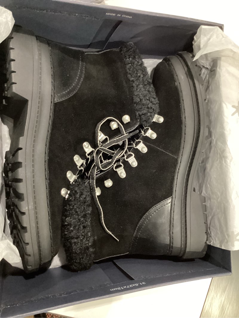Condition photo showing New/Like New for splendid yvonne black 8.5 b (m)