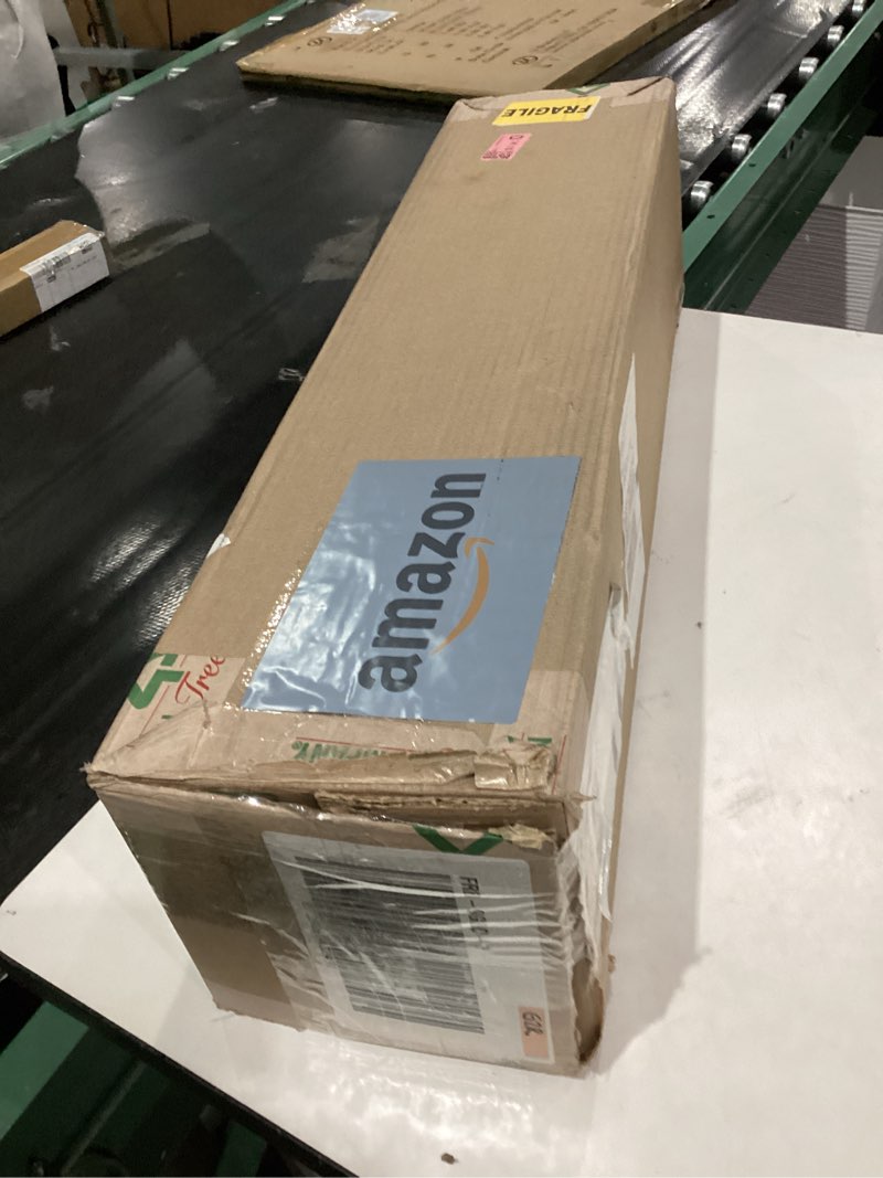 Condition photo showing Good Condition for Christmas tree