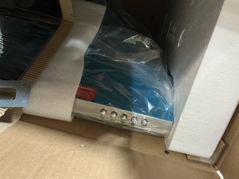 Condition photo showing Good Condition for range hood 30 inch, 450cfm wall mount kitchen hood in stainless steel, true-color 5500k leds, baffle filters, ducted/ductless convertible (charcoal included) s.s. 450cfm