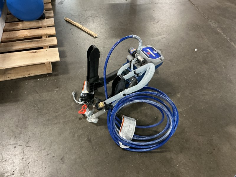 Condition photo showing As Is for graco magnum x5 electric stationary airless paint sprayer