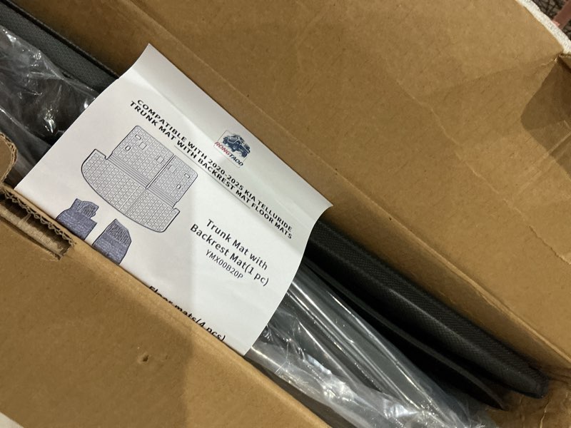 Condition photo showing Good Condition for rongtaod floor mats compatible with 2020-2025 kia telluride 7&8 seats trunk mat cargo mat cargo liner back seat cover protector 2024 telluride accessories (trunk mat with backrest mat+floor mats)