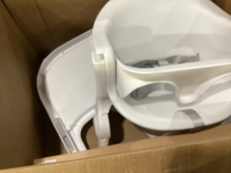 Condition photo showing Good Condition for munchkin float baby high chair for babies and toddlers, foldable for easy storage, white with wooden legs