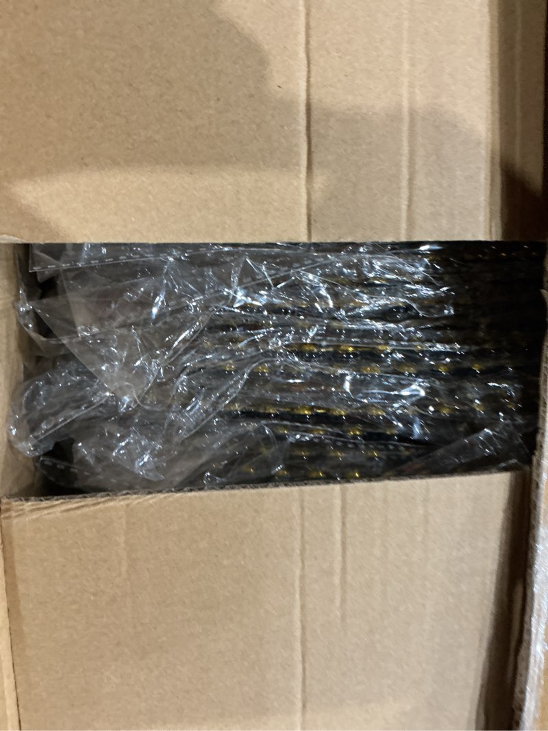Condition photo showing New/Like New for ejonirinjonir ei 13 inch gold charger plate,50pcs clear charger plates with gold rim,disposable chargers plate,plastic chargers plates for dinne family party and wedding 50pcs gold beads
