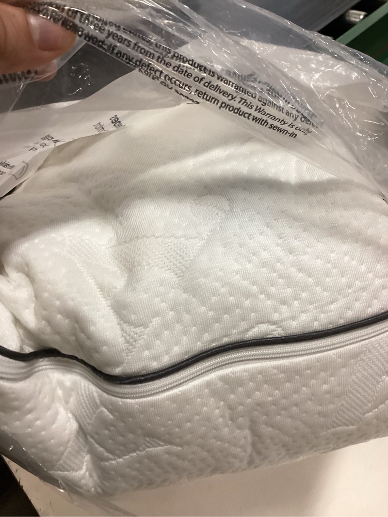 Condition photo showing Good Condition for allswell ultimate support bed pillow with dual function fill and removable cover, standard/queen