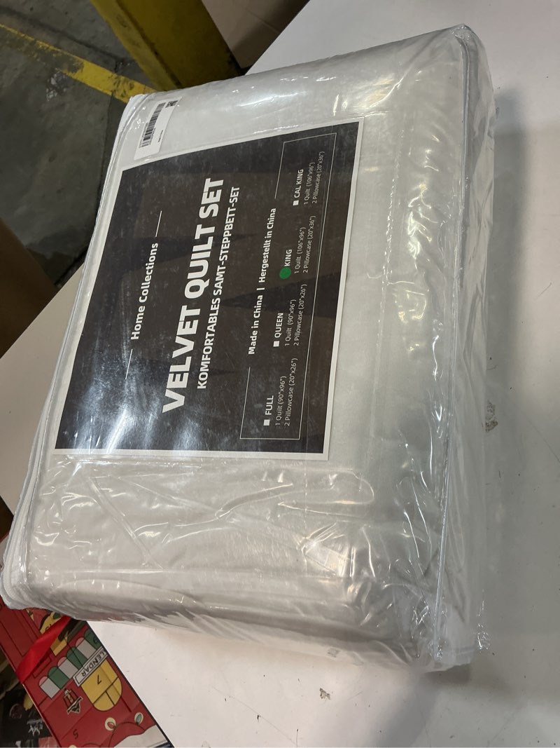 Condition photo showing New/Like New for Velvet Quilt Bedspread, Ultra Soft Bedding Sets, Lightweight Quilted Velvet Comforter Set with 1 Quilt & 2 Pillow Shams (Off-White, King/Cal.King, Wave Pattern) Wave Off-white King/Cal.King (106" x 96")
