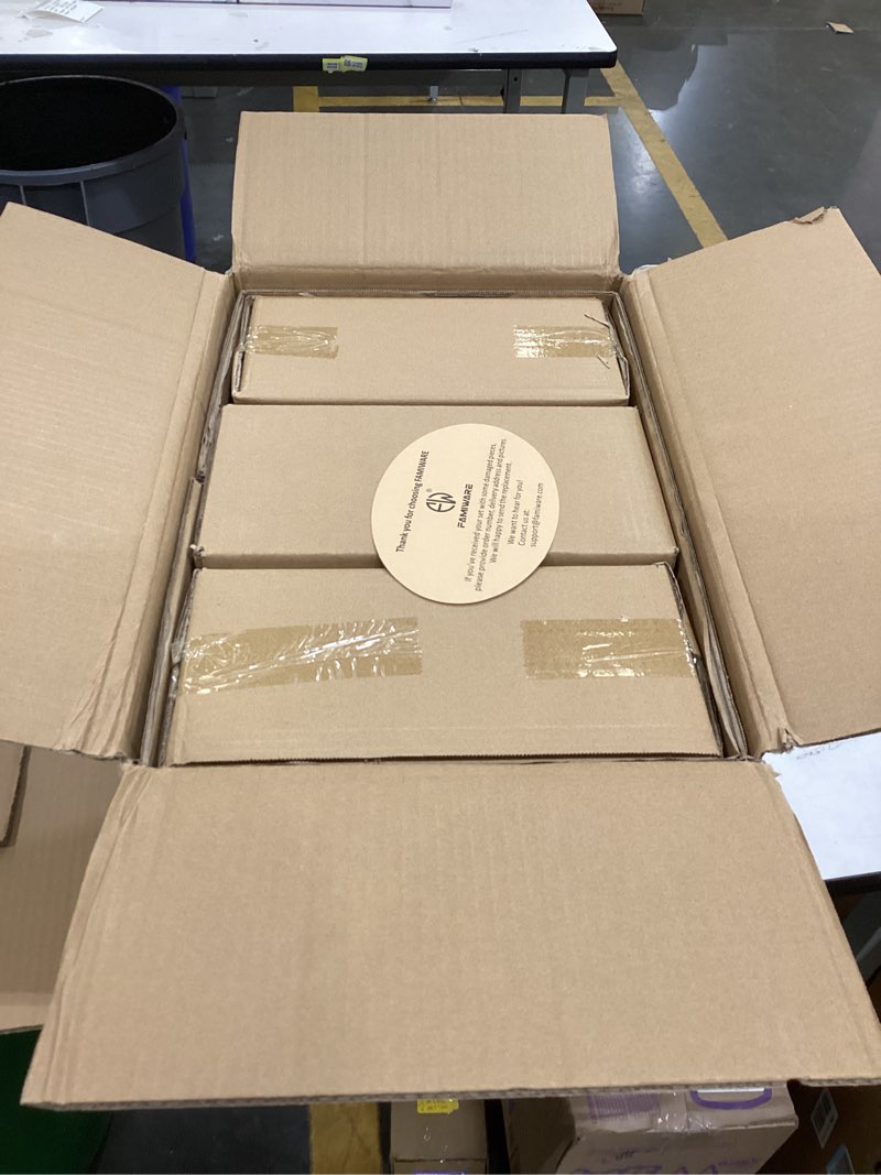 Condition photo showing Good Condition for famiware star 18-piece reactive glaze plates and bowls sets, service for 6 - stoneware dinnerware with trim, modern rustic dishes, chip & scratch resistant, microwave & dishwasher safe, matte gray matte gray service for 6 (standard dinner set)