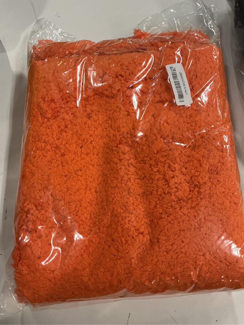 Condition photo showing New/Like New for miulee orange bathroom runner rugs, soft absorbent microfiber long bath rugs non slip quick dry fluffy bath mats for bathroom floor, machine washable, 24x60 inch orange rectangular 2' x 5' (rectangular)