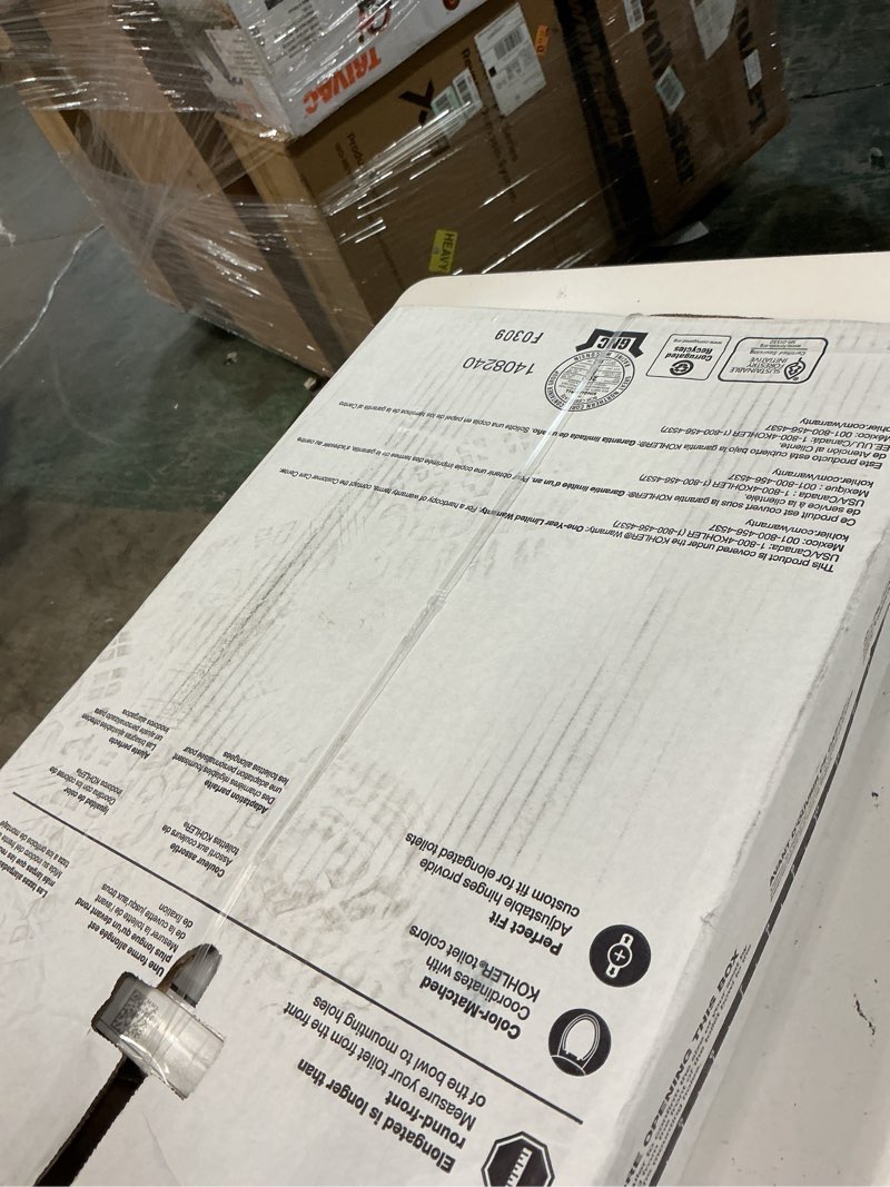 Condition photo showing New/Like New for kohler 4639-rl-0 cachet readylatch round toilet seat soft close, white white round ready latch