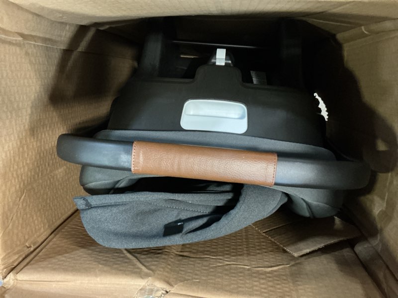 Condition photo showing Good Condition for graco gomax infant car seat, baseless car seat with canopy, rear facing, lightweight carseat car seat without base ace