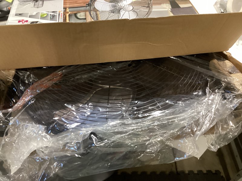 Condition photo showing Good Condition for mainstays sfc1-500b 20 in high velocity floor fan, black