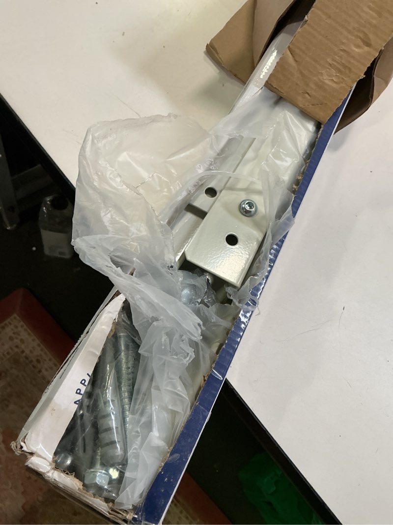 https://lotting-media.assets.bidfta.com/lotting_5ef1d9a3-93f2-492c-a016-ded9f250aba2