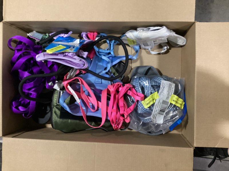 Condition photo showing Good Condition for assorted dog leash/harness