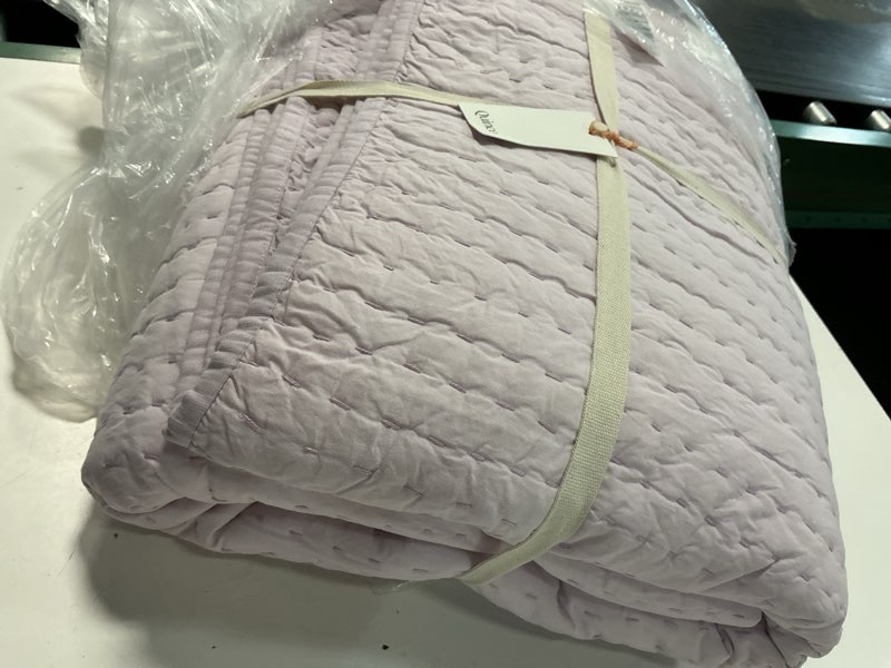 Condition photo showing Good Condition for european linen cotton stitch quilt set, king/cal king, orchid