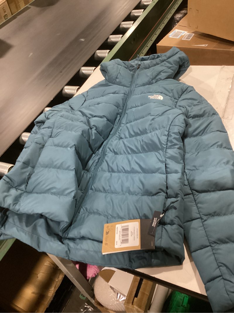 Condition photo showing New/Like New for the north face women's aconcagua 3 hooded jacket - insulated winter coat, wind & water resistant, du
